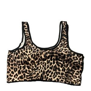 Vince Camuto Women’s Cheetah Print Sports Bra